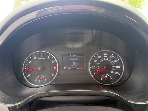 Used 2023 Kia Seltos S FWD image 28