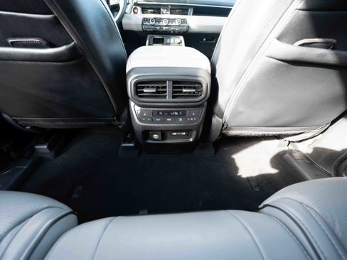 Used 2023 Honda Pilot Elite image 22