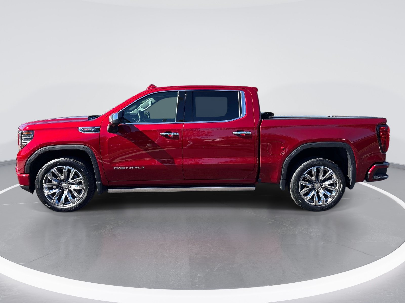 Used 2023 GMC Sierra 1500 Denali w/ Denali Reserve Package AWD/4WD image 5