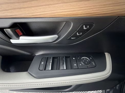 Used 2024 Toyota Grand Highlander XLE image 15