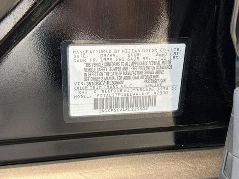 Used 2024 Nissan Kicks SV FWD image 16