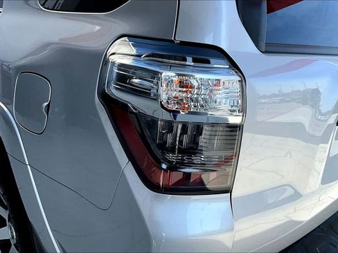 Used 2019 Toyota 4Runner TRD Off-Road Premium image 22