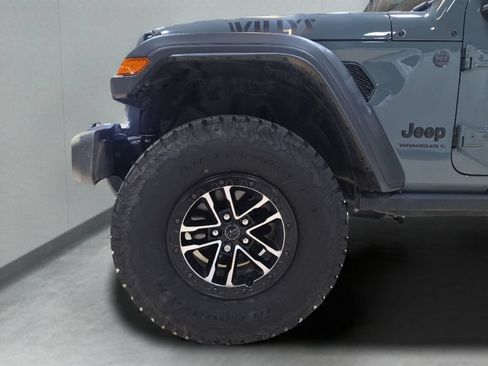 Used 2024 Jeep Wrangler Unlimited Sport AWD/4WD image 25