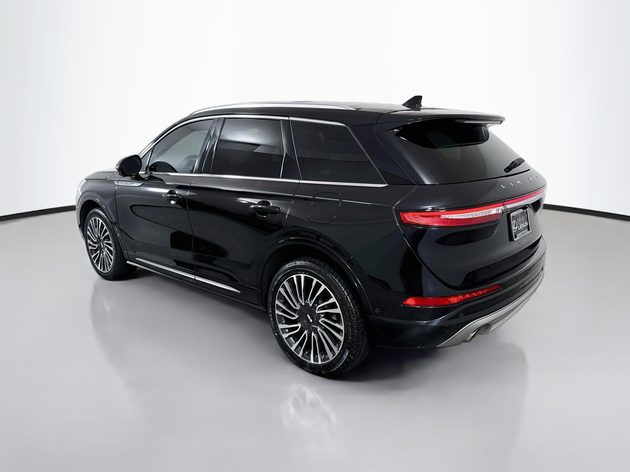Used 2021 Lincoln Corsair Reserve w/ Equipment Group 201A AWD/4WD image 5