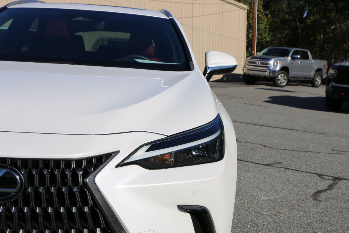 Used 2024 Lexus NX 250 FWD w/ Cold Area Package image 13