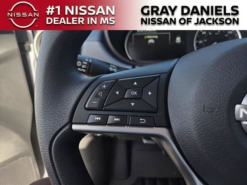 New 2025 Nissan Versa SV image 20