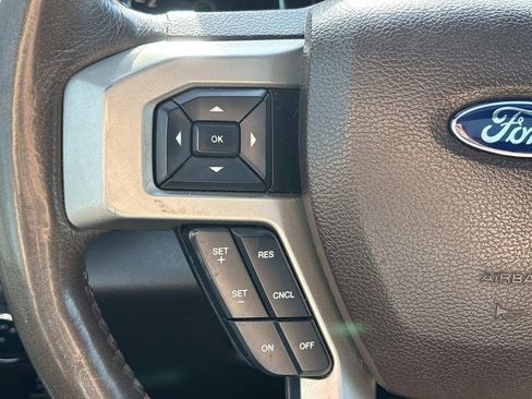 Used 2016 Ford F150 King Ranch w/ Equipment Group 601A Luxury AWD/4WD image 22