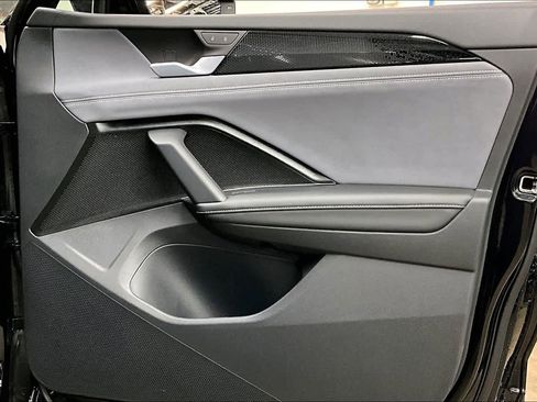 New 2026 Volkswagen Tiguan SE image 29