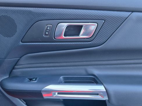 Used 2024 Ford Mustang Premium image 32
