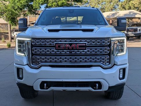 Used 2021 GMC Sierra 2500 Denali w/ Denali Ultimate Package AWD/4WD image 2