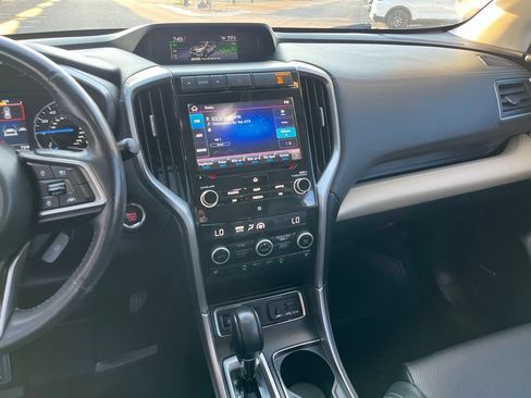 Used 2019 Subaru Ascent Limited AWD/4WD image 16