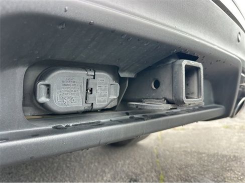 Used 2022 Ford Explorer ST image 22