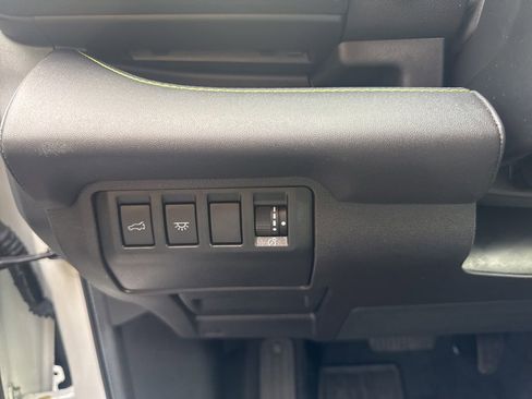 Used 2024 Subaru Ascent Onyx Edition image 23