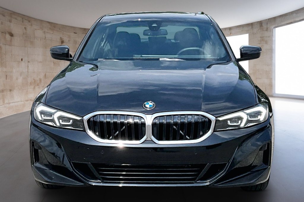 Used 2025 BMW 330i xDrive Sedan AWD/4WD image 4