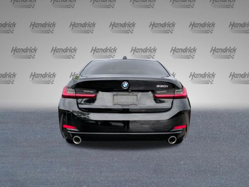 Used 2023 BMW 330i Sedan w/ Premium Package RWD image 8