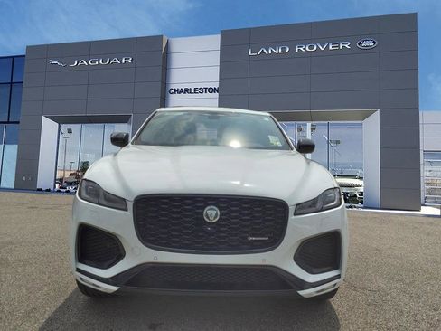 Certified 2025 Jaguar F-PACE R-Dynamic S image 8