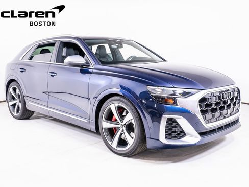 Used 2024 Audi SQ8 Prestige w/ Prestige Package image 7