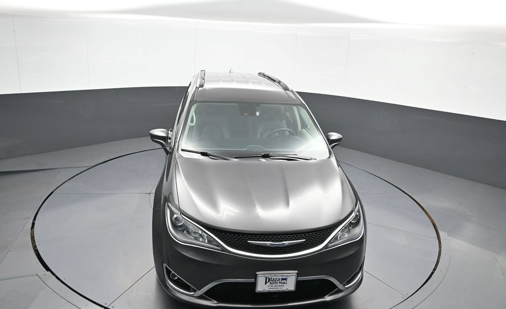 Used 2020 Chrysler Pacifica Touring-L Plus FWD image 38