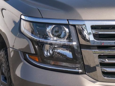 Used 2017 Chevrolet Tahoe LT AWD/4WD image 4