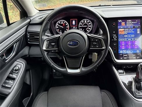 Used 2021 Subaru Outback Premium image 12