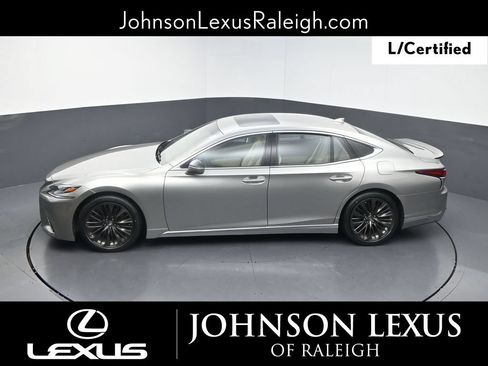 Used 2020 Lexus LS 500 w/ Interior Upgrade Package RWD image 29