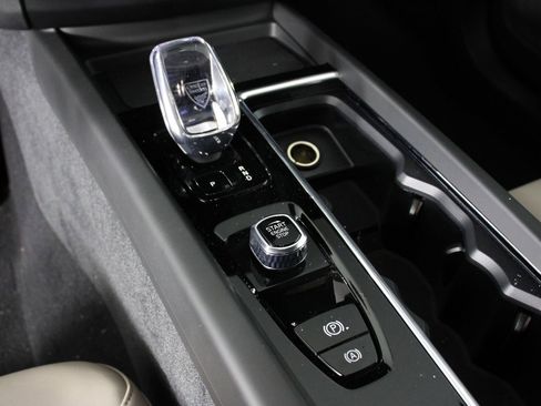 New 2026 Volvo XC60 B5 Core image 7