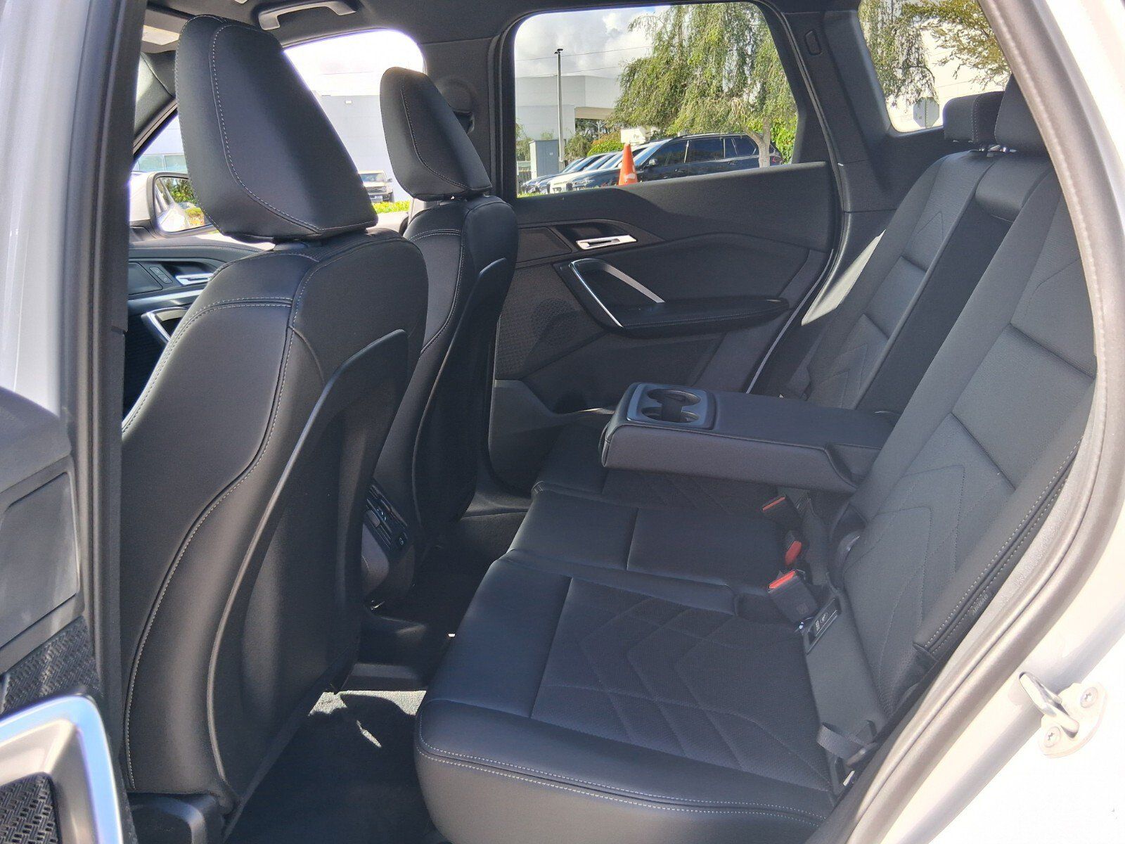 New 2027 BMW X1 xDrive28i AWD/4WD image 11