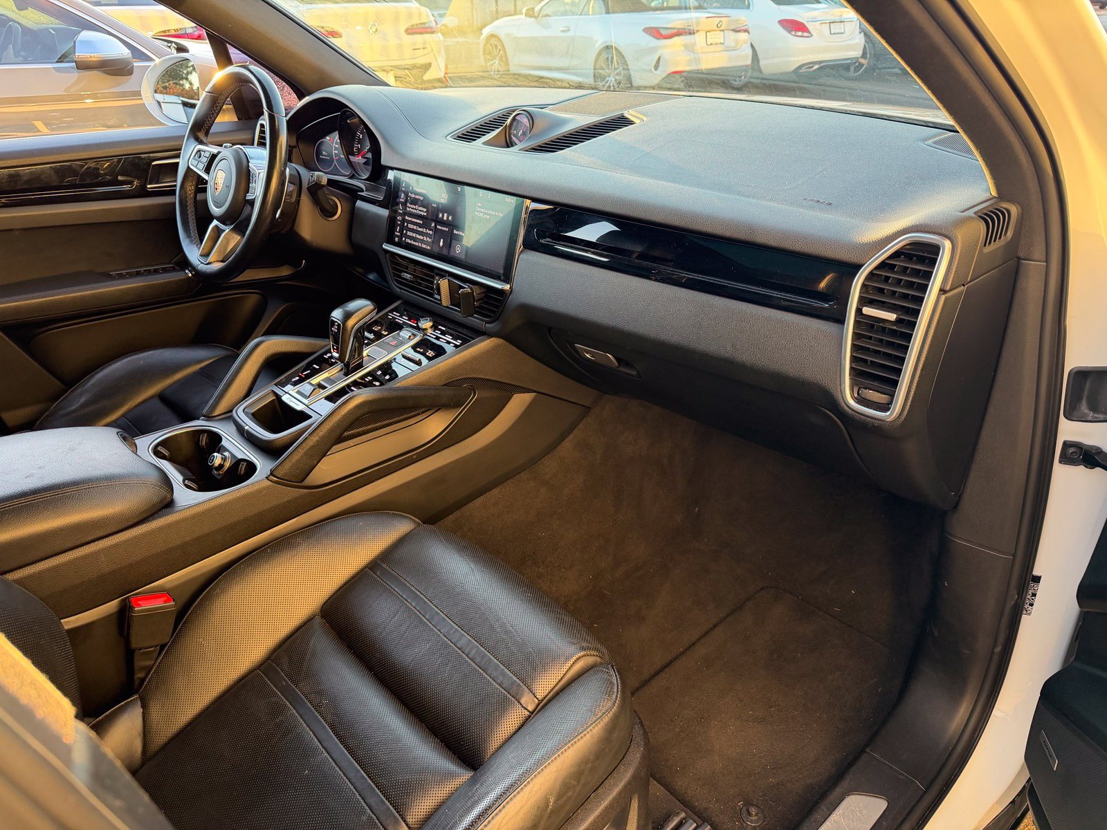 Used 2019 Porsche Cayenne S w/ Premium Plus Package AWD/4WD image 23