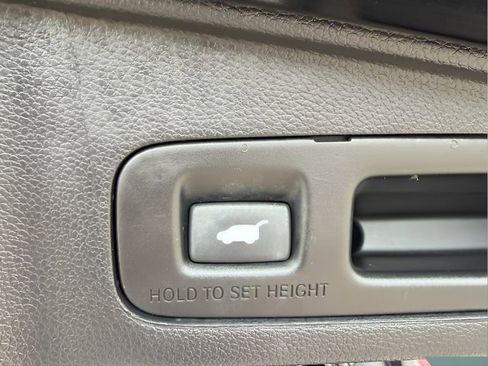 Used 2020 Honda CR-V EX-L image 9