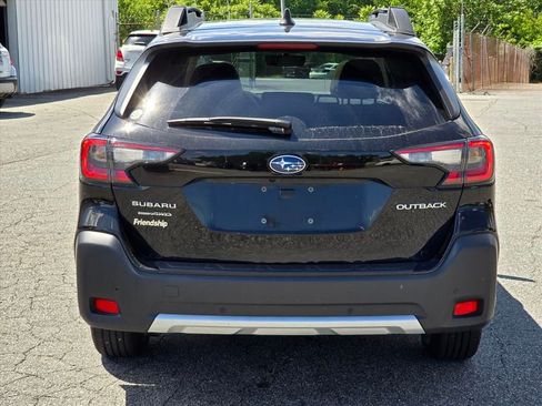 Used 2025 Subaru Outback Limited AWD/4WD image 25