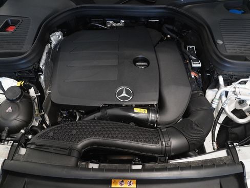 Certified 2022 Mercedes-Benz GLC 300 4MATIC image 28