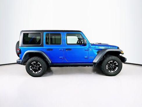 Used 2024 Jeep Wrangler Unlimited Rubicon 4xe AWD/4WD image 10