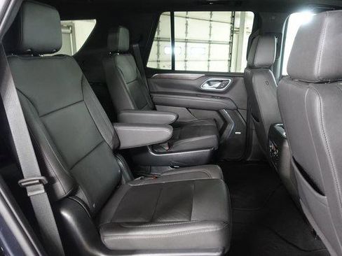 Used 2023 Chevrolet Tahoe Z71 w/ Luxury Package AWD/4WD image 28