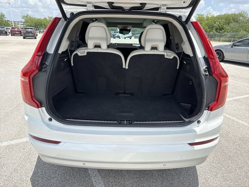 Used 2022 Volvo XC90 T6 Momentum w/ Advanced Package AWD/4WD image 21
