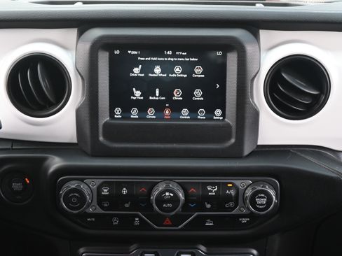 Used 2021 Jeep Wrangler Unlimited Sport AWD/4WD image 30