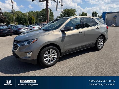 Used 2018 Chevrolet Equinox LT FWD image 1