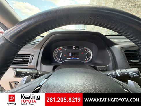 Used 2018 Honda Pilot Elite image 18