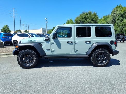 Used 2023 Jeep Wrangler Unlimited w/ Sun & Screen Package AWD/4WD image 3