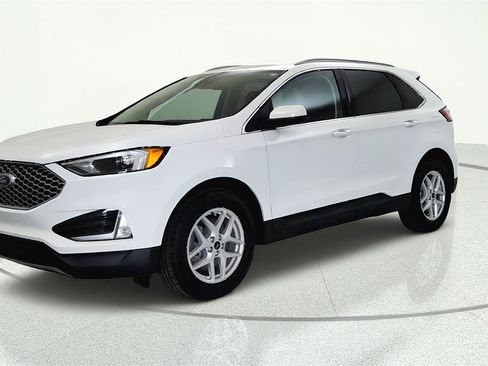 Used 2023 Ford Edge SEL w/ Convenience Package AWD/4WD image 3