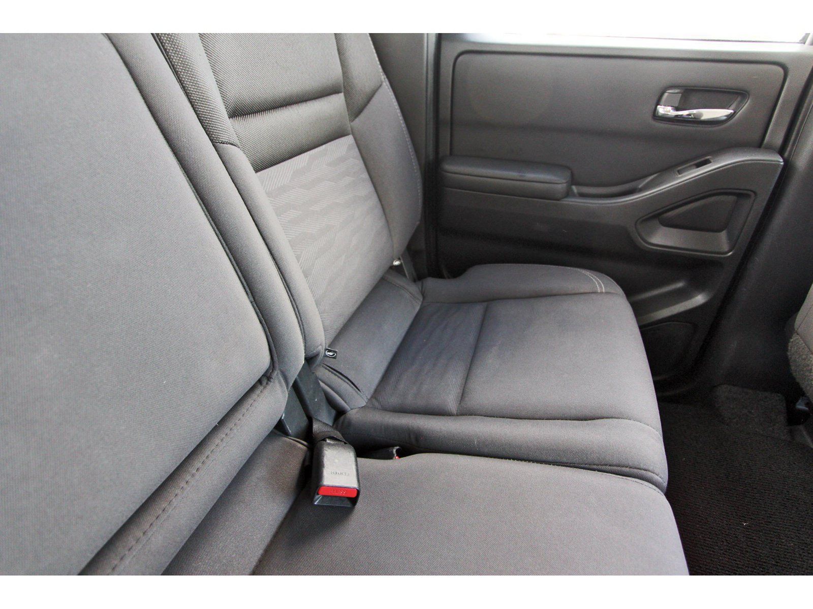 Certified 2024 Nissan Frontier SV RWD image 16