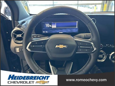 Used 2024 Chevrolet Blazer EV LT AWD/4WD image 18
