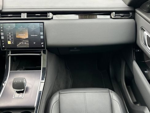 Used 2026 Land Rover Range Rover Velar Dynamic SE image 29