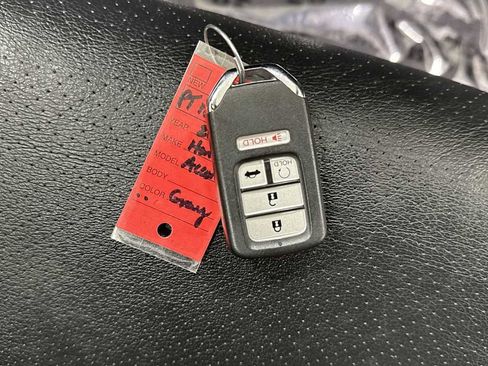 Used 2016 Honda Accord EX-L image 31