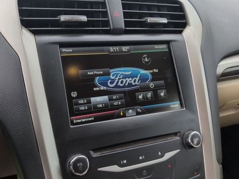 Used 2014 Ford Fusion SE w/ Equipment Group 202A FWD image 24