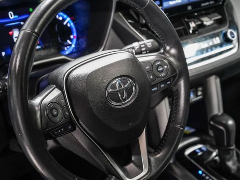 Certified 2022 Toyota Corolla Cross XLE w/ Convenience Package AWD/4WD image 21