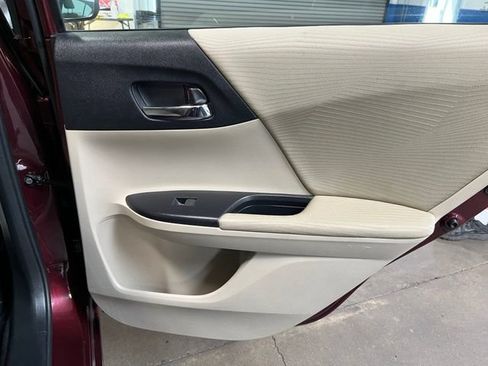 Used 2014 Honda Accord LX image 13