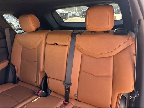 Certified 2023 Cadillac XT5 Premium Luxury w/ Technology Package image 4