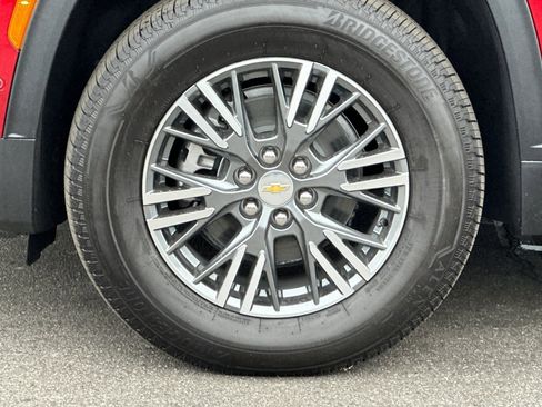 New 2025 Chevrolet Traverse LT w/ Enhanced Driving Package image 34