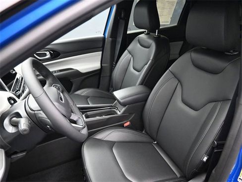 New 2026 Jeep Compass Limited w/ Mopar Graphics Package image 13