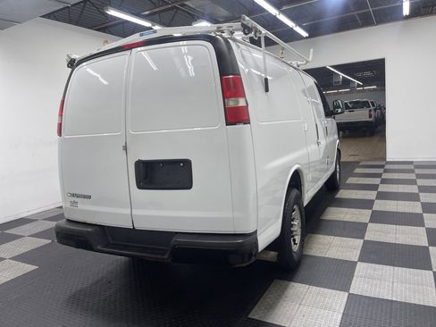 Used 2015 Chevrolet Express 2500 image 5